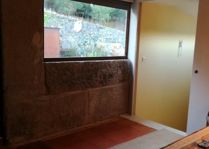 Casa Na Quinta De Valinhas * Vitorino dos Piães